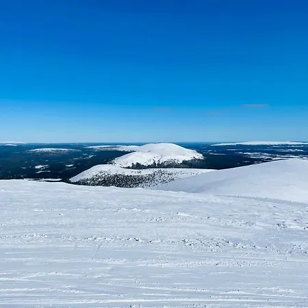 Stay Aekaeslompolo Cottage *