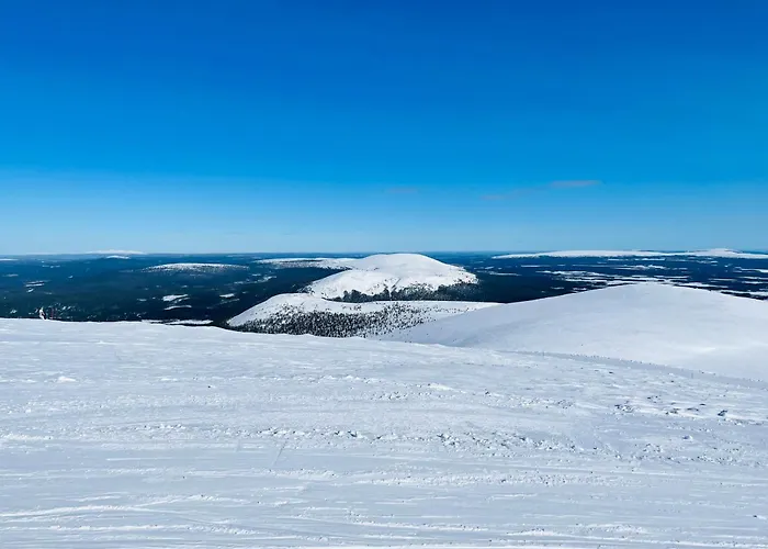 Stay Aekaeslompolo Cottage *