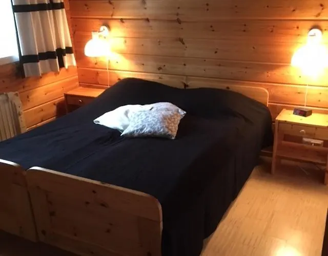 Stay Aekaeslompolo Cottage *