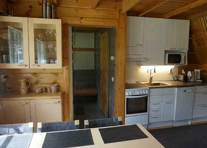 Stay Aekaeslompolo Cottage *